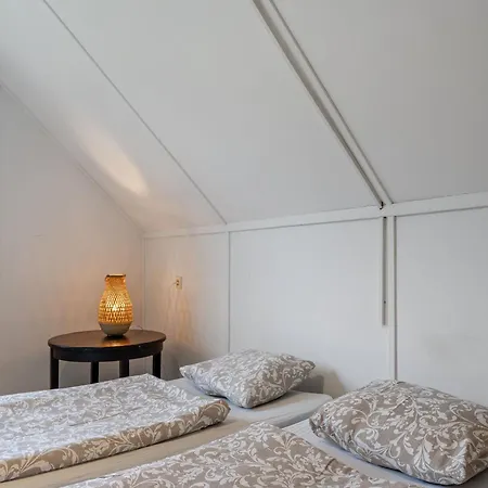 بيت للعطل Luznice By Interhome *